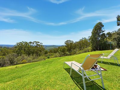 12 Scenic View, Razorback