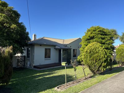 49 Lake Terrace East , Mount Gambier