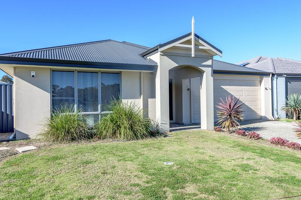 14 Callistemon Gardens , Baldivis