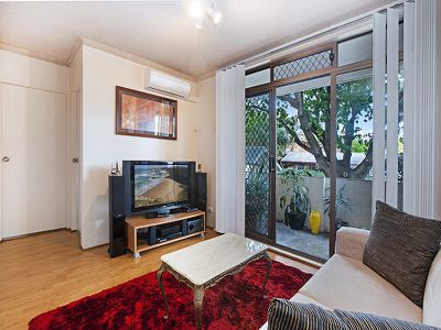 6 / 64 Sproule Street, Lakemba