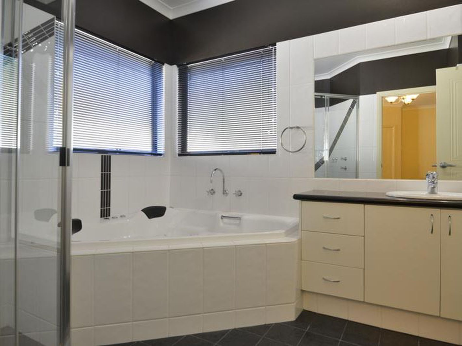 3 Puri Road, Hannans