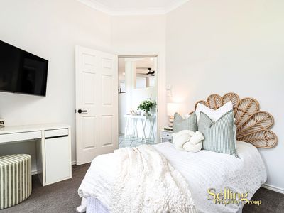 13 Amanu Crescent, Pacific Pines