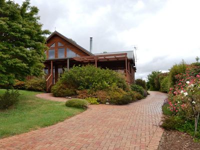 6 Lambert Street , Tawonga