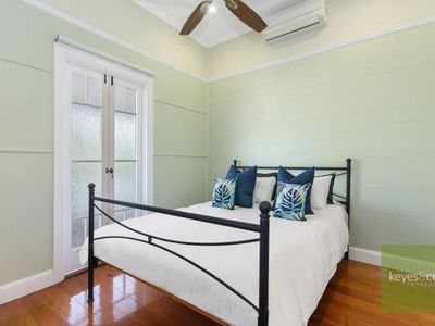 16 Clarendon Street, Hyde Park