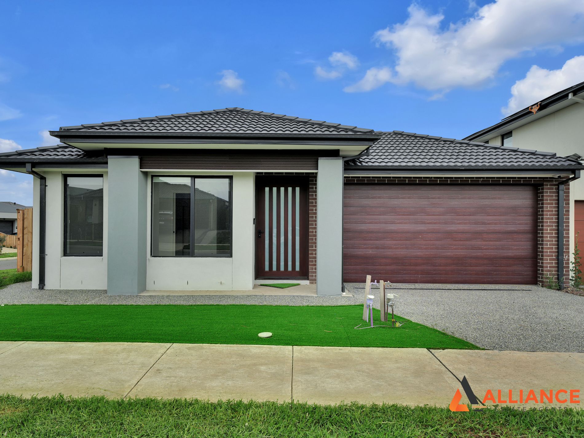 8 Shelly Street, Donnybrook