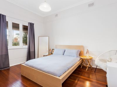 96 Douglas Avenue, South Perth