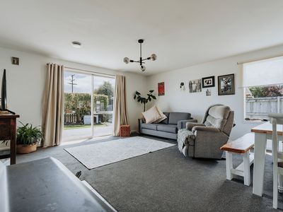 B / 75 Ajax Street, Milton