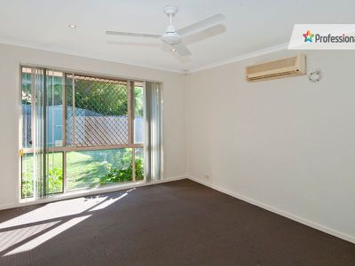 25 Loane Drive, Edens Landing