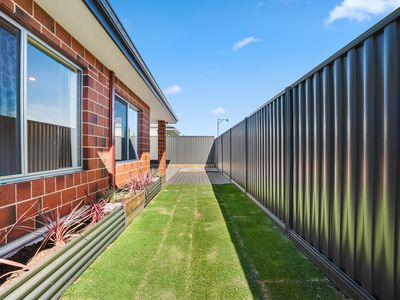 24 Flemington Drive, Baldivis