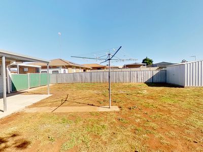 5 Pinnaroo Place, Dubbo
