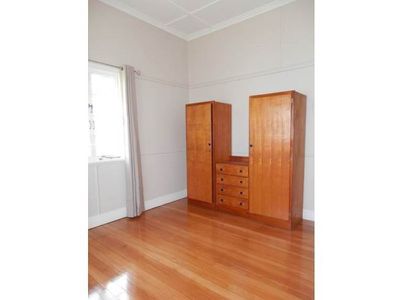 54 Clifton Street, Booval