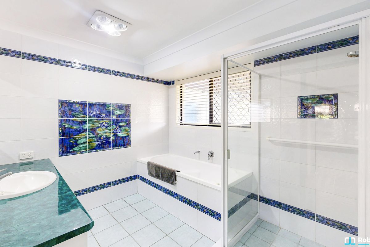 13 Driver Court, Tewantin