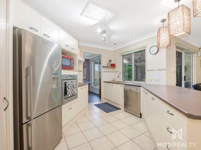 10 Walnut Close, Yamanto