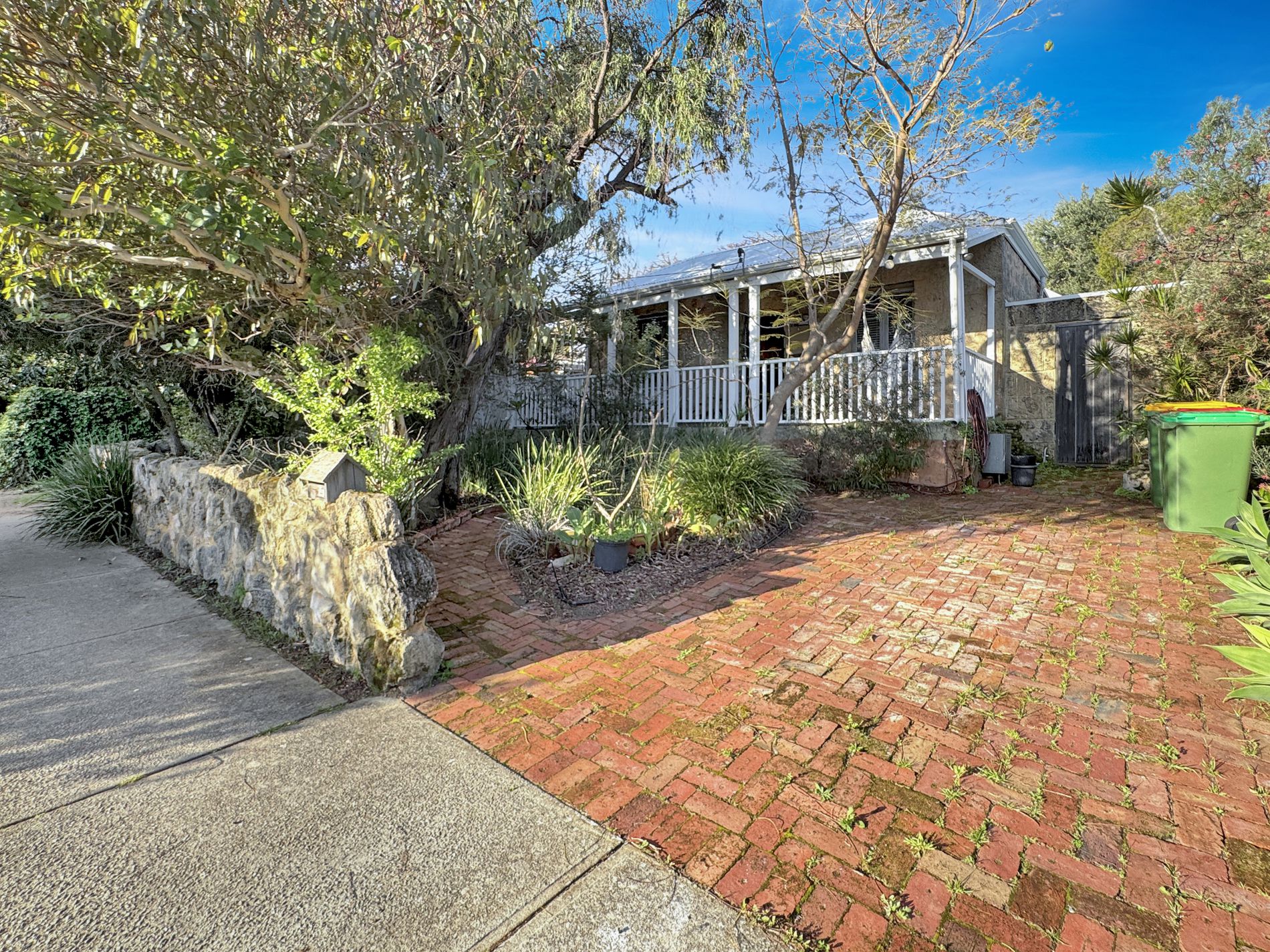 2 Victor Street, Hilton
