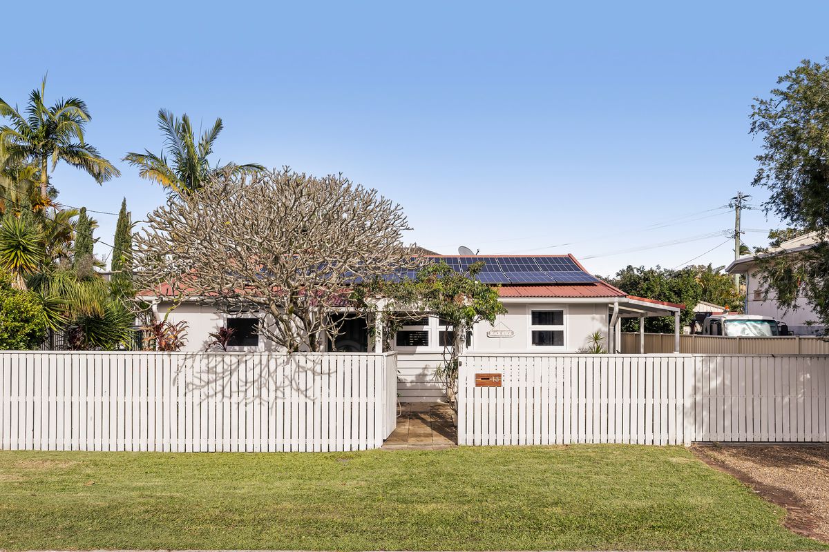 A Rare Piece of Currumbin  Character, Creekside Lifestyle & Family Living