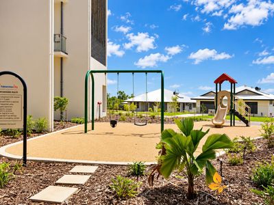 303 / 250 Farrar Boulevard, Johnston
