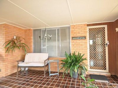1 Laughton Street, Dubbo