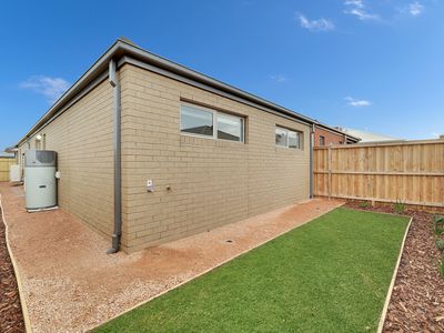 8 Fawn Street, Wyndham Vale