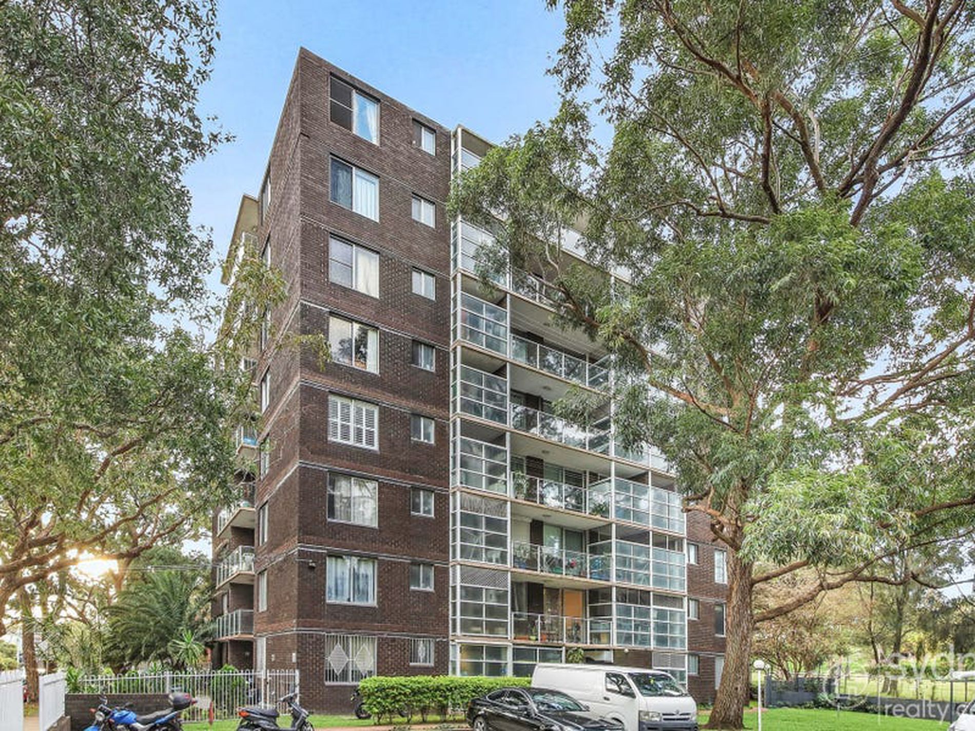 2 / 28 Evans Avenue, Eastlakes
