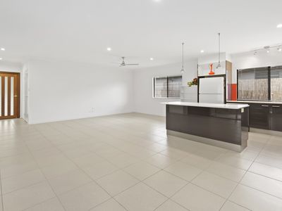 24 Endeavour Circuit, Cannonvale