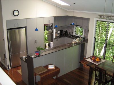 89 Narrows Road, Montville