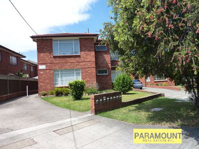 8 / 27 Parry Avenue, Narwee