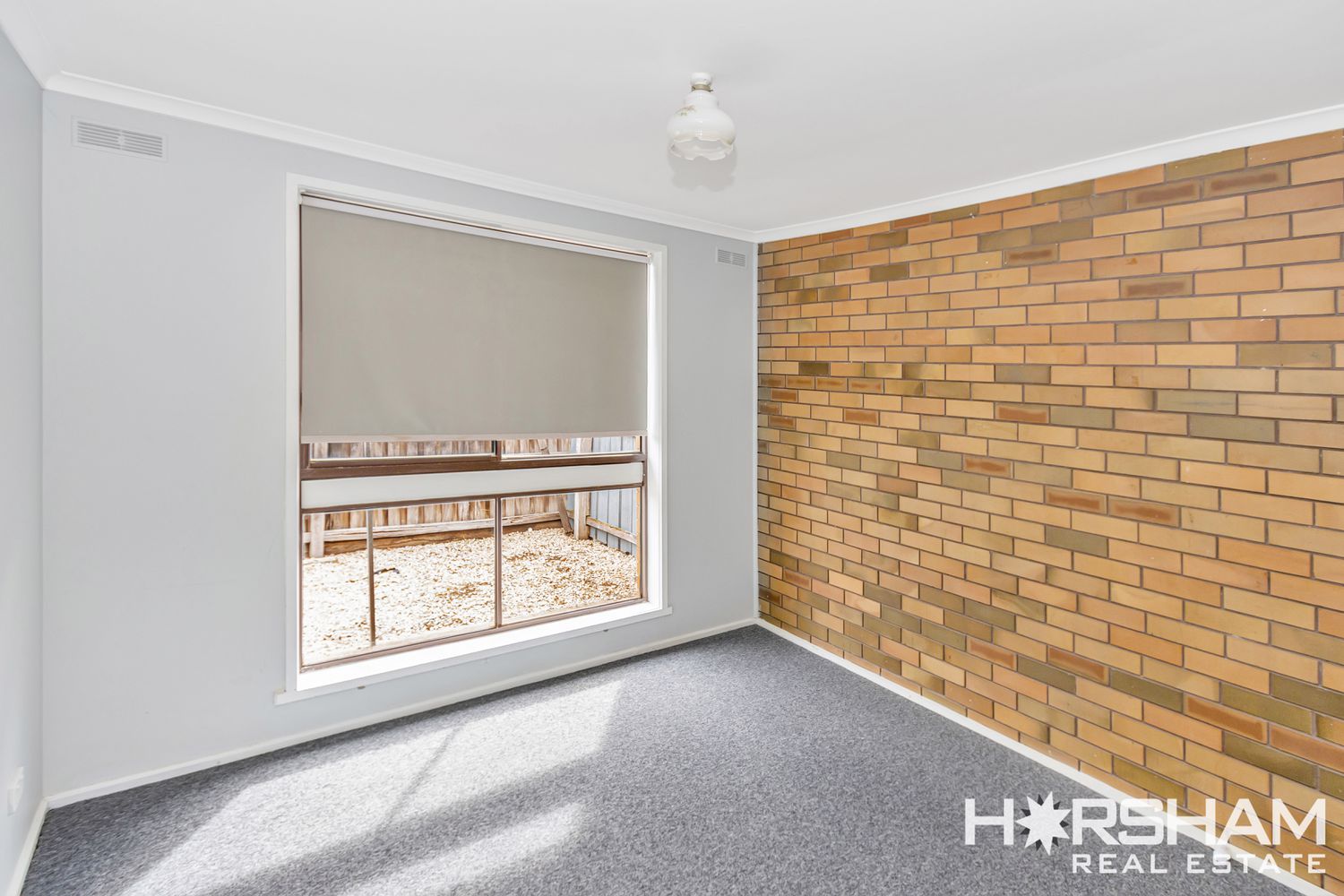 2 / 15 Schwarz Avenue, Horsham