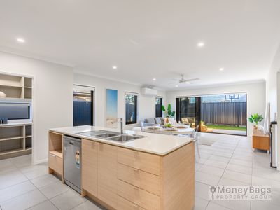 42 Cooper Crescent, Jimboomba