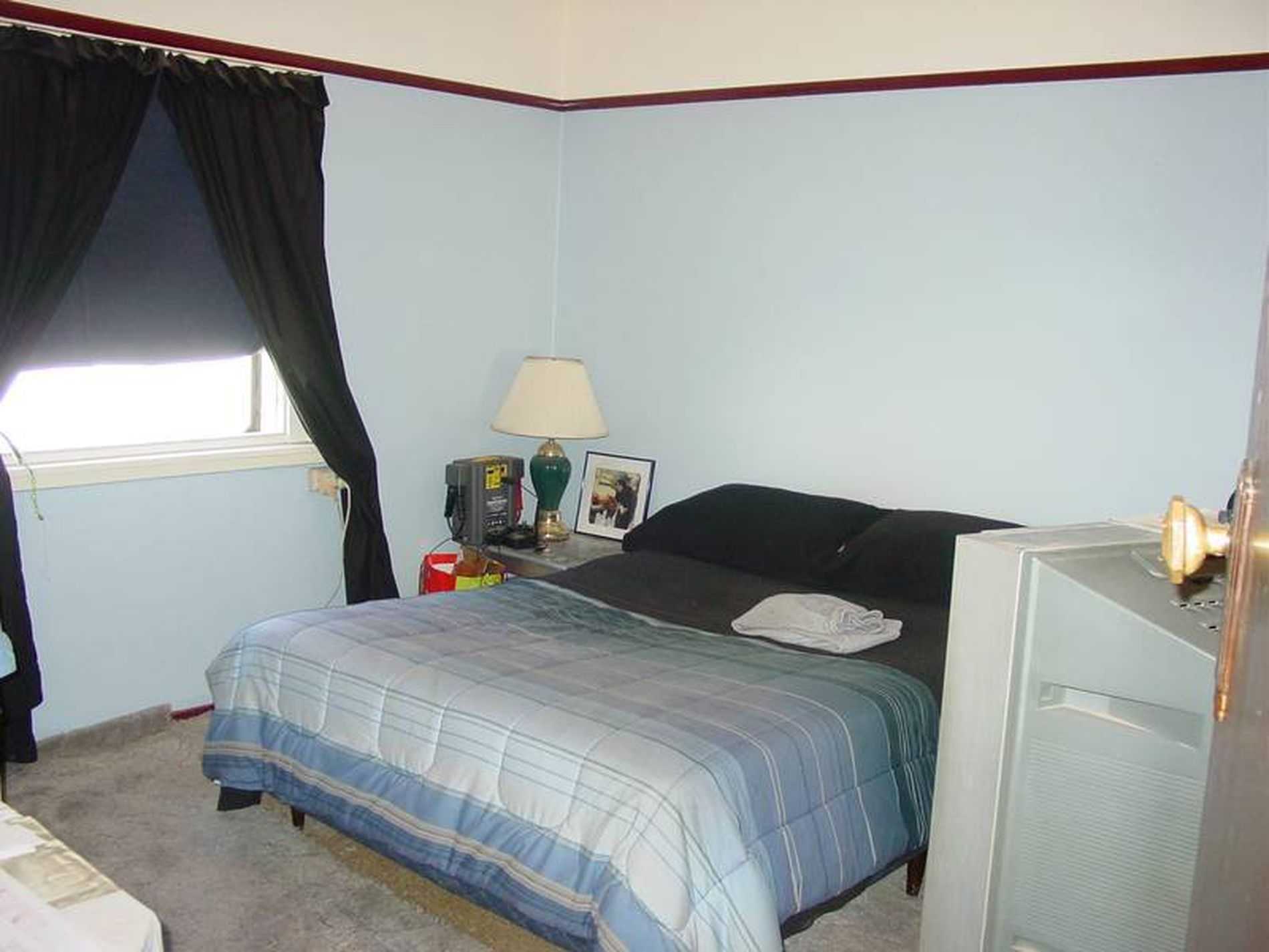 4 Lakeside Avenue, Monterey