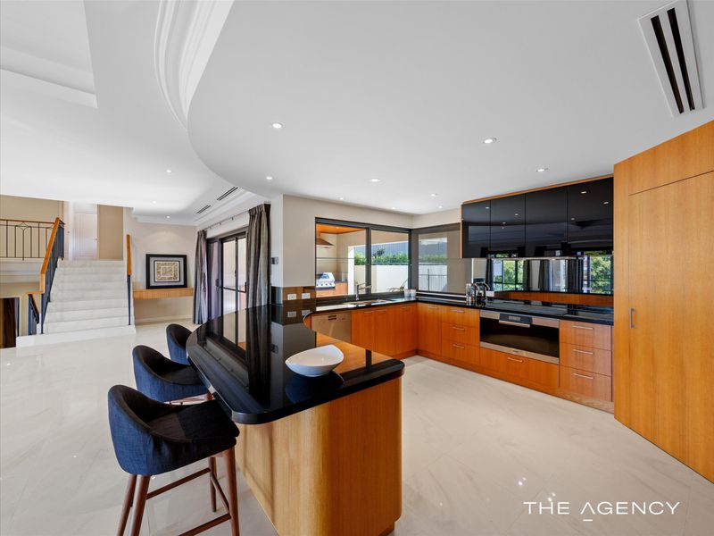 5 Sumich Gardens, Coogee