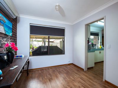 5 Powell Court, Withers