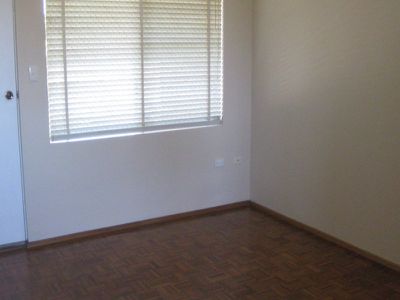 4 / 26 Shellharbour Road, Lake Illawarra