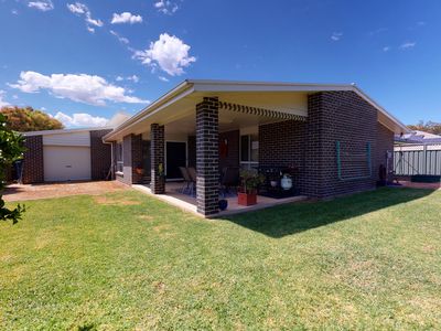 44 Cypress Point Drive, Dubbo