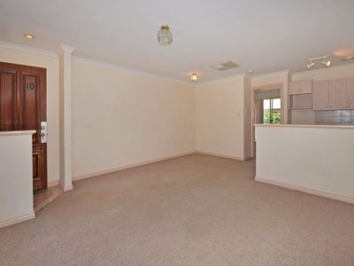 10 / 11 Piesse Street, Boulder