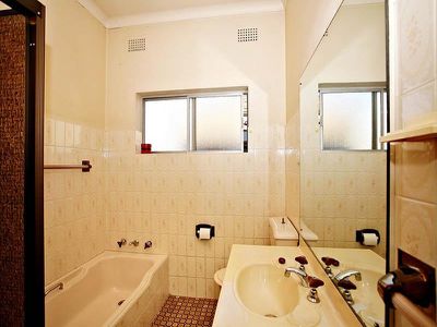 5 carrisbrook Ave, Bexley North