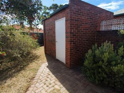 2 / 12 Prince Philip Drive, South Bunbury