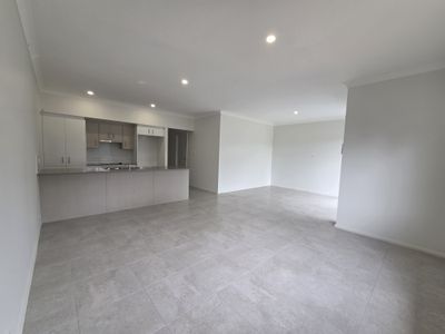 1/18 Crossing Street, Bellbird