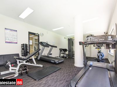24 / 122 Mounts Bay Road, Perth