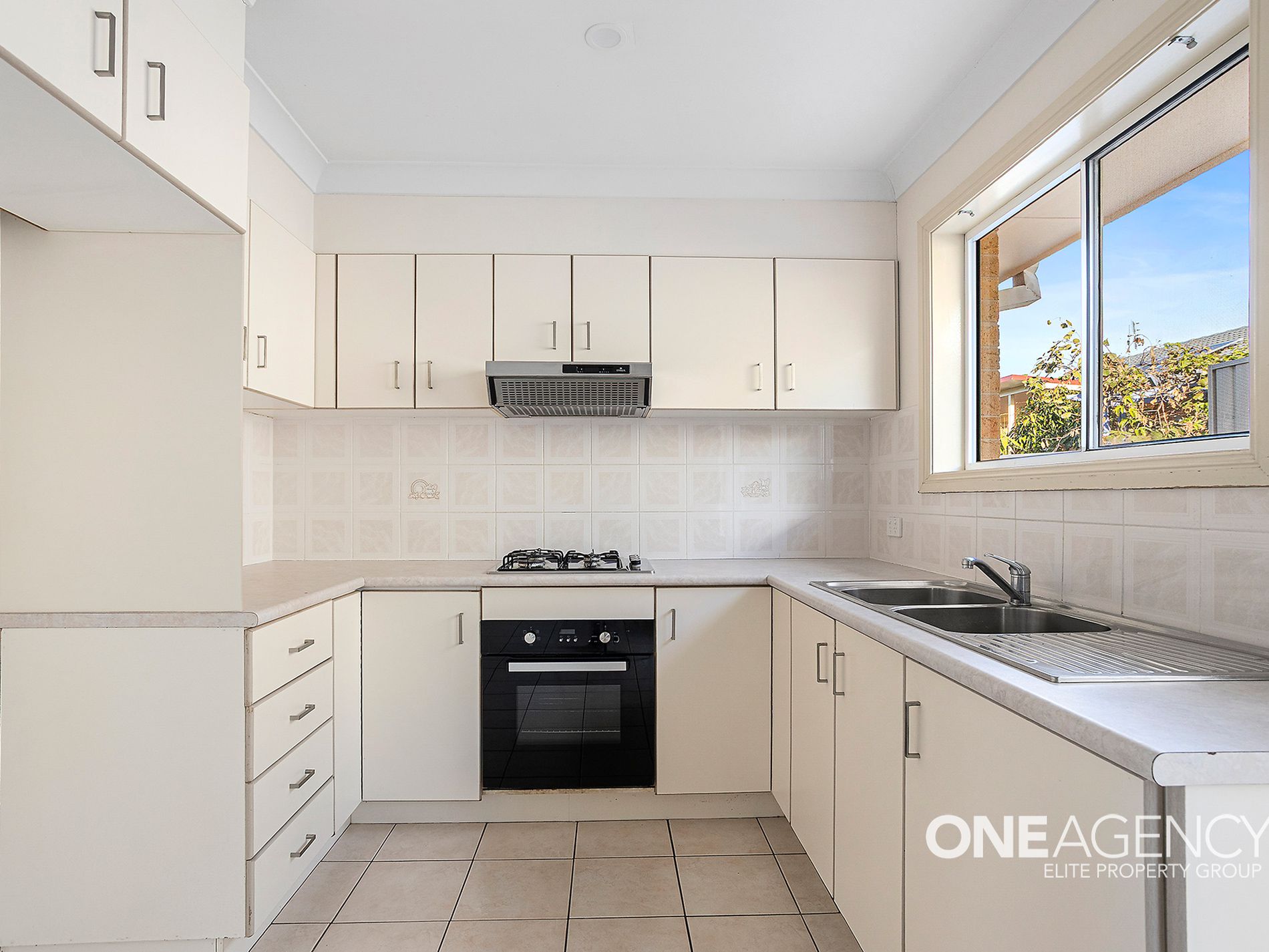 1 / 11-13 Colville St, Flinders