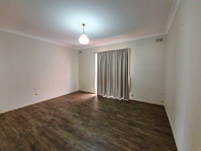 13 Banksia Crescent, Dubbo