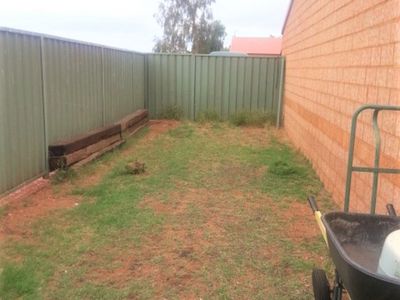 9 / 1 Cowra Drive, Newman