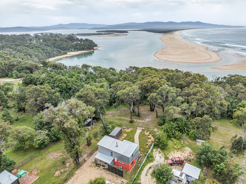 14B Bastion Point Road, Mallacoota