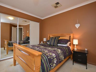 29 Tindals Crescent, Hannans