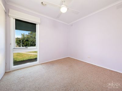 4 FERN AVENUE, Wodonga