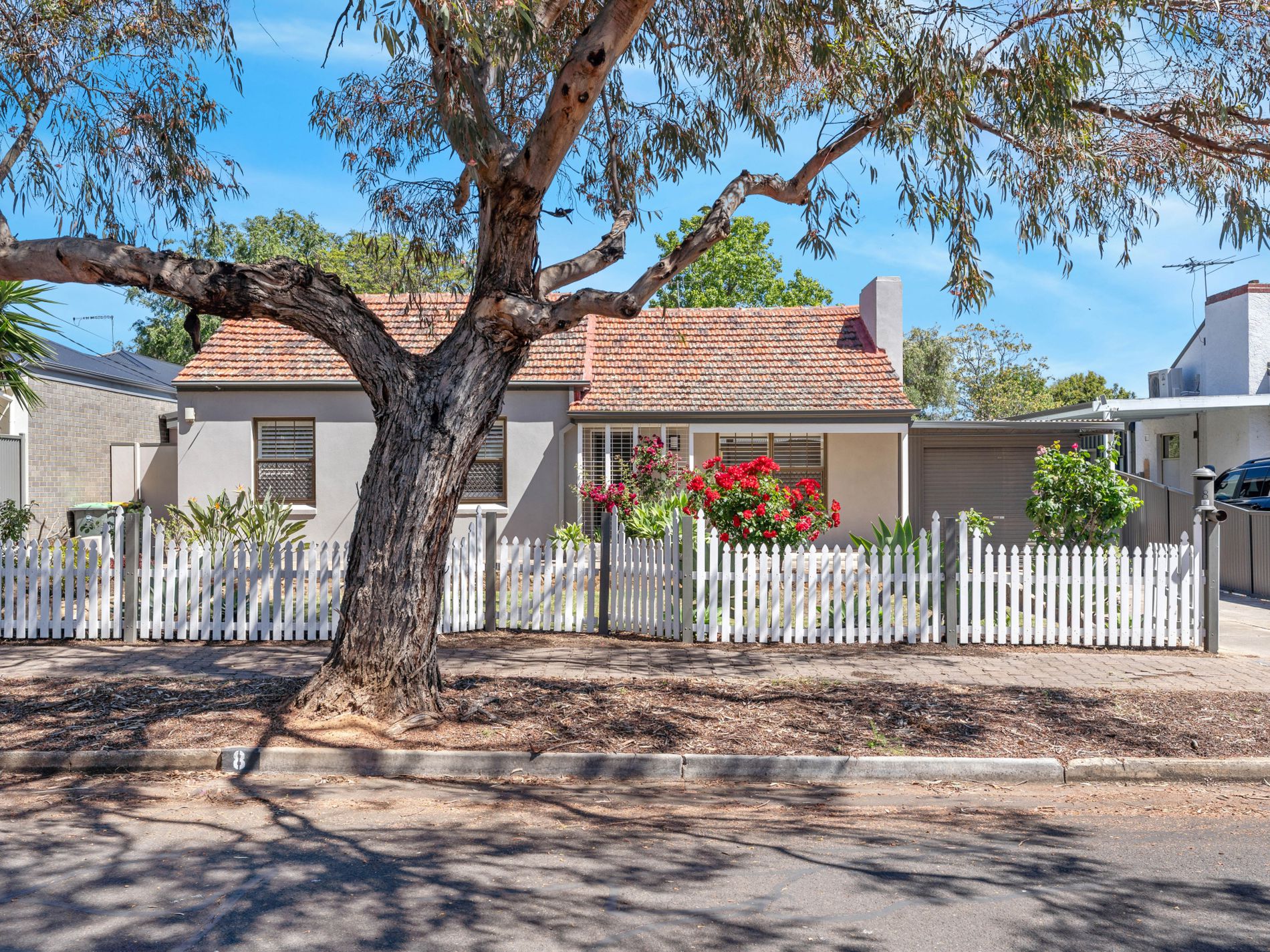 8 Grantley Avenue, Daw Park