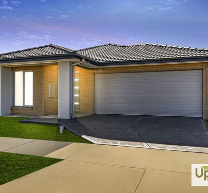 42 Carrera Crescent, Clyde