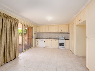 1 & 2 / 7 - 9  Fraser Street, Tatura