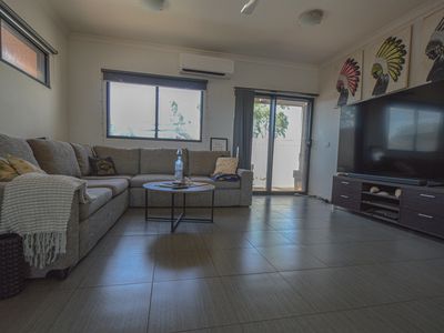 1 / 8 Beacon Close, South Hedland