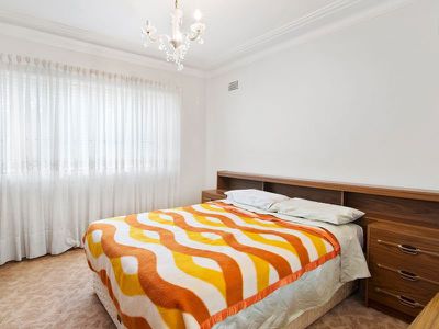 33 St Helena Parade, Eastlakes