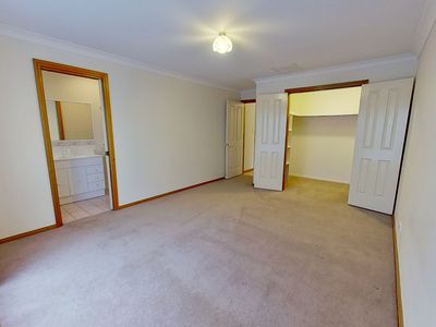 34 Ronald Street, Dubbo